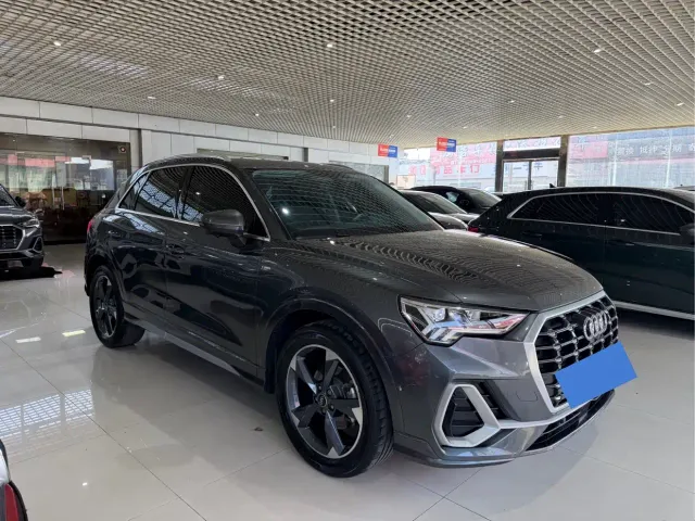 Audi Q3 — Фото автомобиля 3