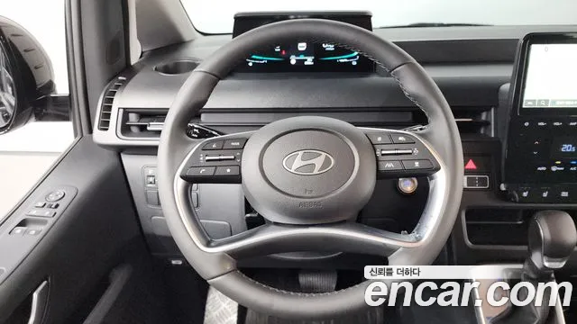 Hyundai Staria — Фото автомобиля 13