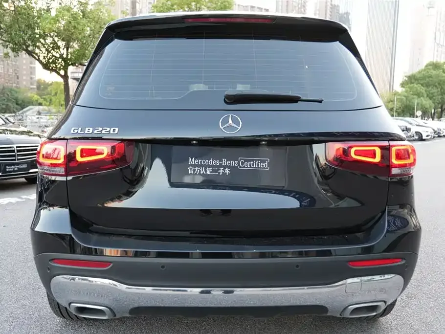 Mercedes-Benz Mercedes-Benz GLB 2023 GLB 220 Dynamic — Фото автомобиля 14