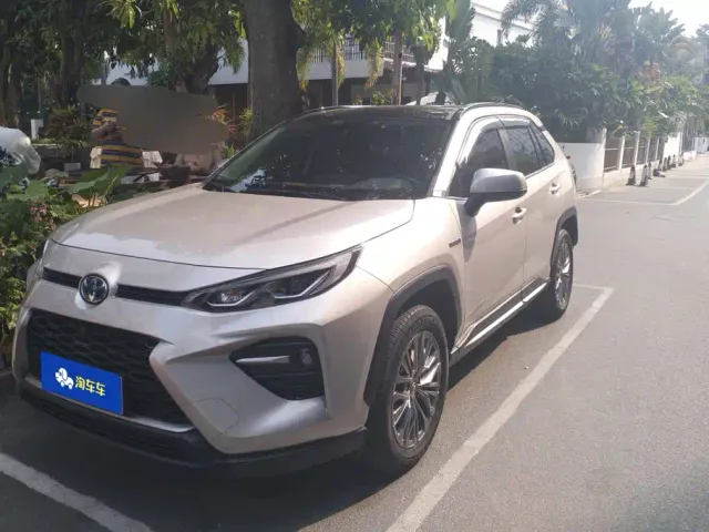 Фотография автомобиля — Toyota Wildlander