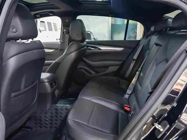 Cadillac CT5 — Фото автомобиля 5