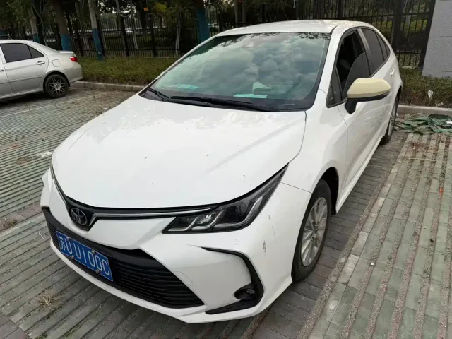 Фотография автомобиля — Toyota Corolla