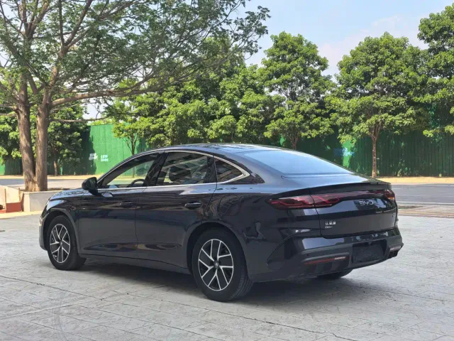 BYD Qin L 2024 DM-i 120KM Superior Edition — Фото автомобиля 4