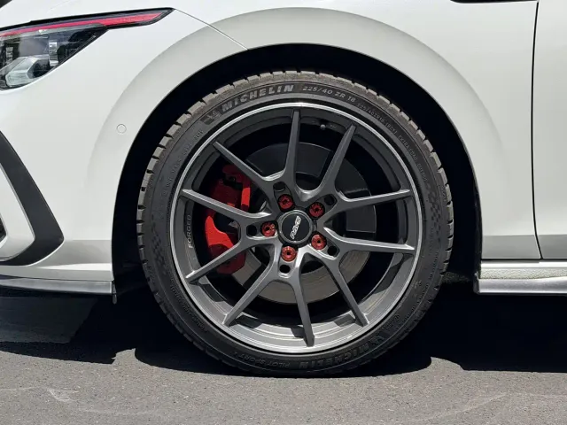 Volkswagen Golf GTI — Фото автомобиля 7