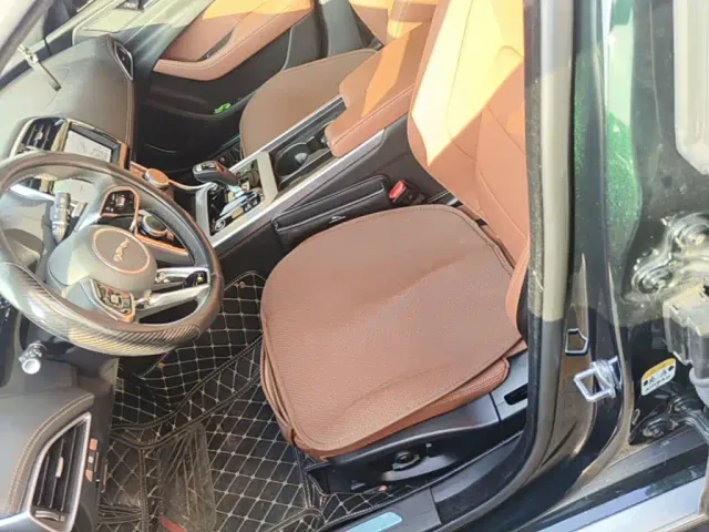 Jaguar XEL — Фото автомобиля 14