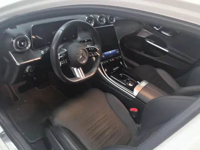 Mercedes-Benz C-Class — Фото автомобиля 12