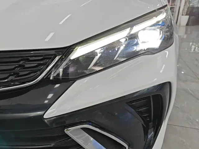 Geely Binrui — Фото автомобиля 23