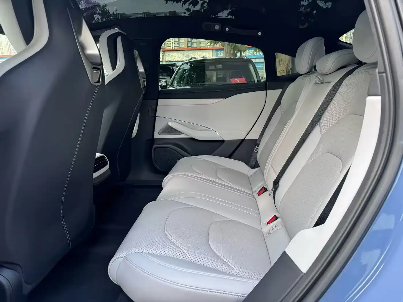 Xiaomi Auto Xiaomi SU7 2024 AWD Max Founder's Edition — Фото автомобиля 7