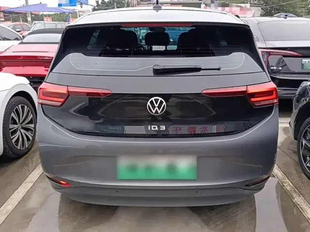 Volkswagen ID.3 — Фото автомобиля 5