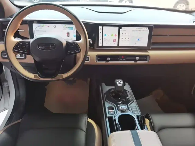 Geely ICON — Фото автомобиля 5