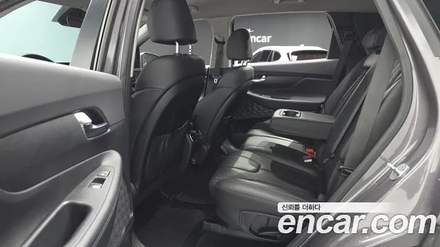 Hyundai Santafe Новый Santa Fe Бензин 2.5T 2WD — Фото автомобиля 12
