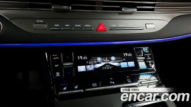Hyundai Grandeur New — Фото автомобиля 30