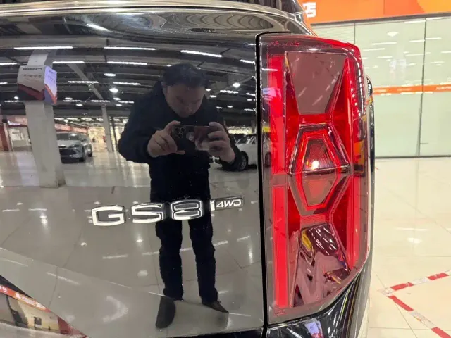 GAC Trumpchi GS8 — Фото автомобиля 20