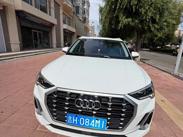 Audi Q3 — Фото автомобиля 2