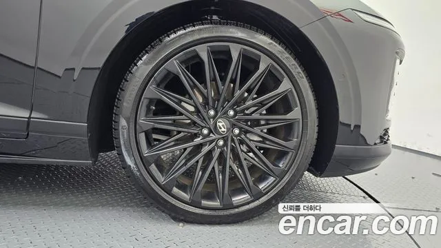 Hyundai Grandeur GN7 — Фото автомобиля 6