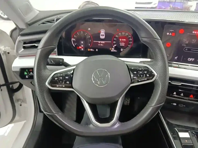 Volkswagen Lamando — Фото автомобиля 10