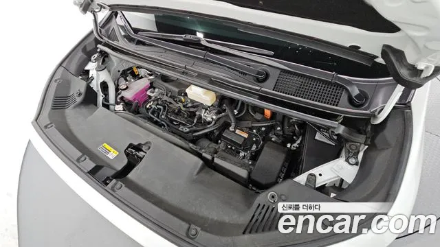 Toyota Alphard — Фото автомобиля 6