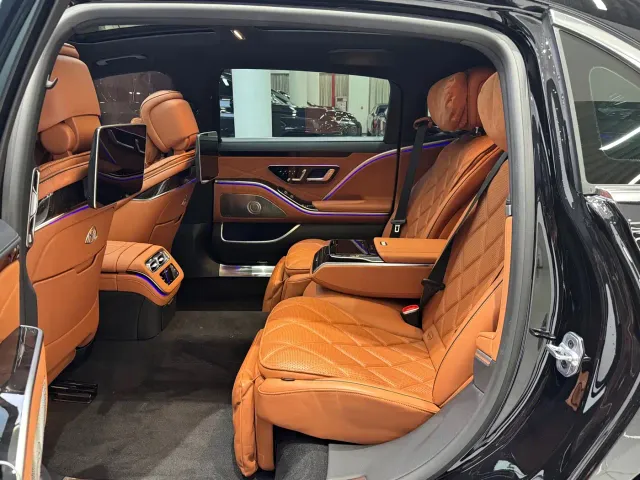 Mercedes-Benz Maybach S-Class — Фото автомобиля 13