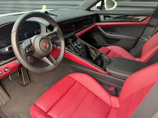 Porsche Panamera — Фото автомобиля 11