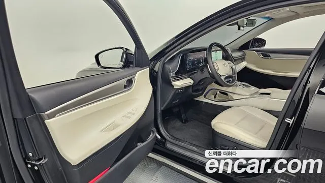 Hyundai Grandeur Новый Grandeur IG — Фото автомобиля 10