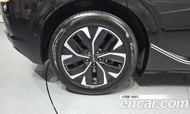 Kia EV6 — Фото автомобиля 5