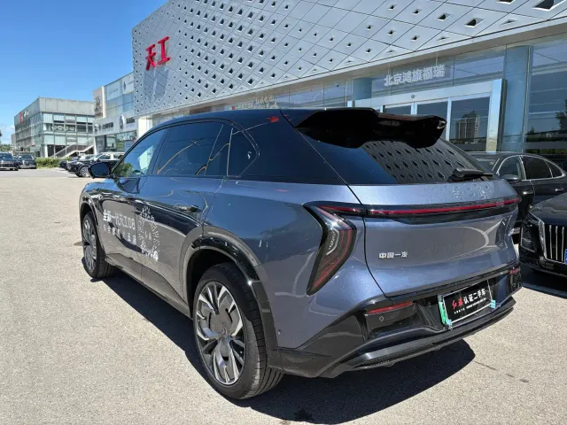Hongqi Tian Gong 08 — Фото автомобиля 3
