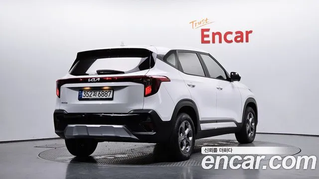 Kia Seltos Новый Seltos Бензин 2.0 2WD — Фото автомобиля 2