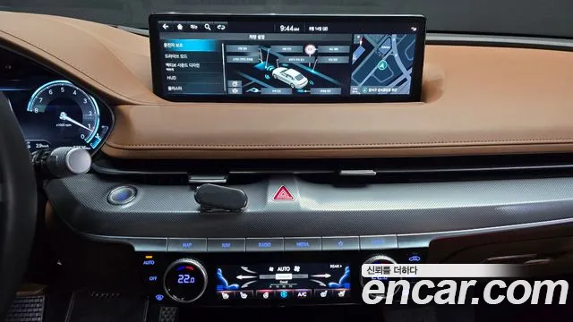 Genesis G80 Бензин 2.5 турбо AWD — Фото автомобиля 12