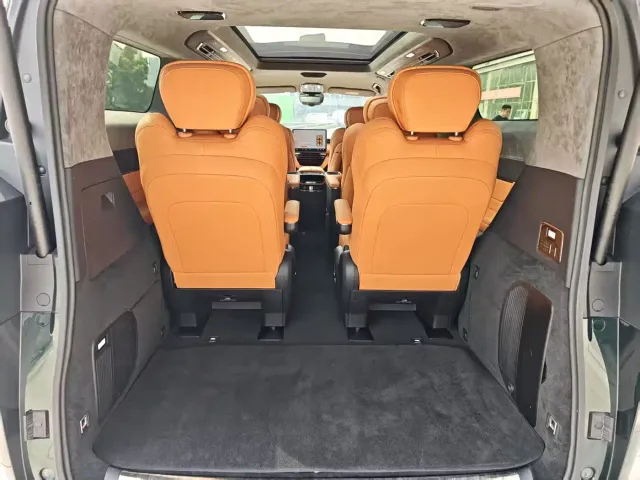 Geely Yizhen L380 — Фото автомобиля 11
