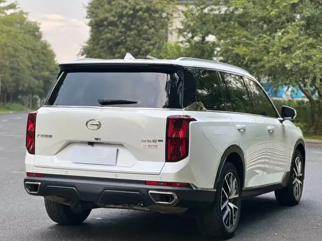 GAC Trumpchi GS8 — Фото автомобиля 15