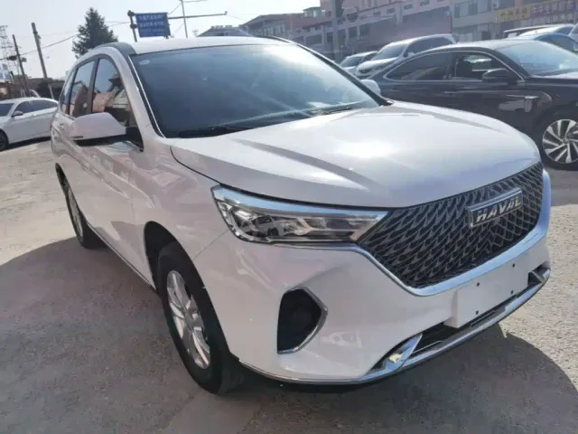 Haval M6 — Фото автомобиля 3