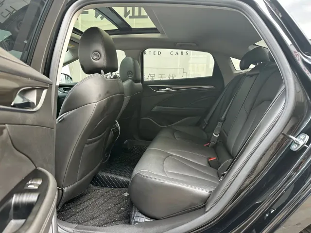 Buick LaCrosse — Фото автомобиля 4