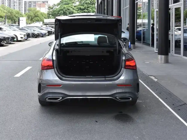 Mercedes-Benz A-Class — Фото автомобиля 15