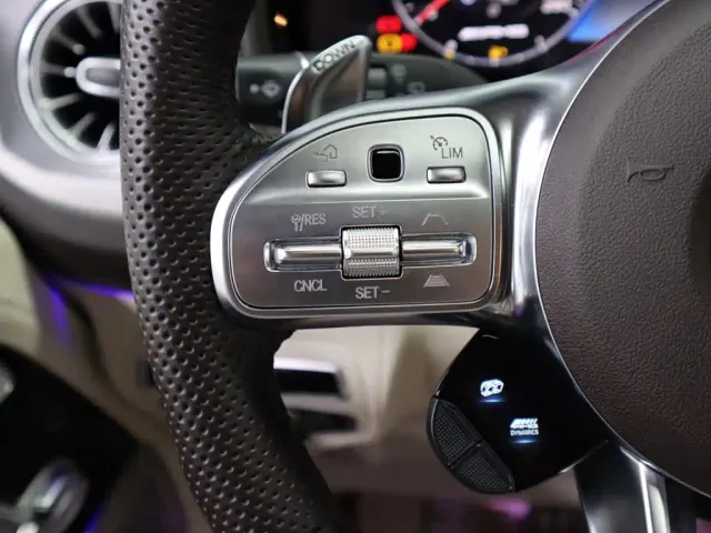 Mercedes-Benz Mercedes-Benz G-Class AMG 2023 AMG G 63 — Фото автомобиля 16