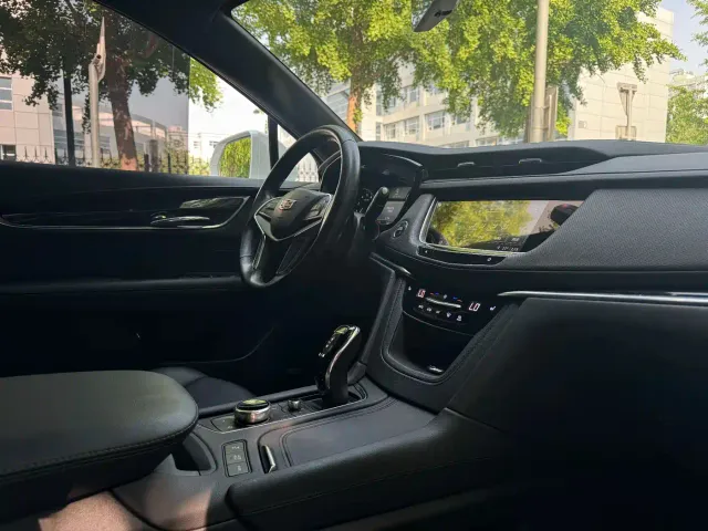 Cadillac XT5 — Фото автомобиля 24