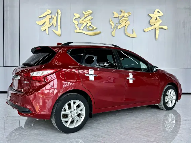 Nissan Tiida — Фото автомобиля 15