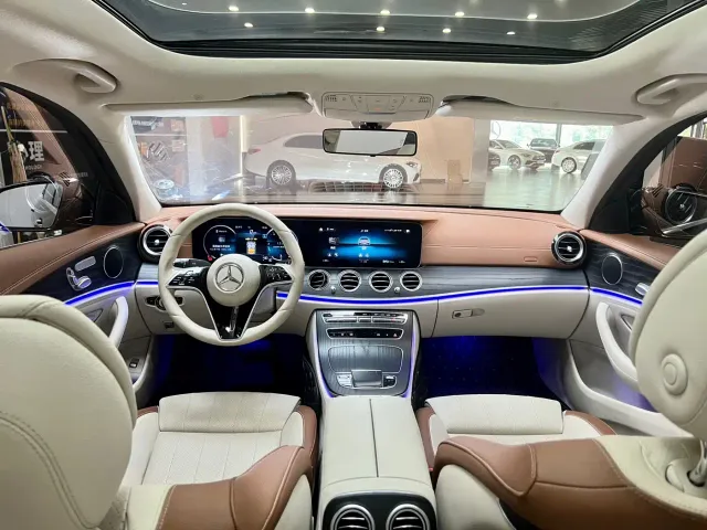 Mercedes-Benz E-Class — Фото автомобиля 9