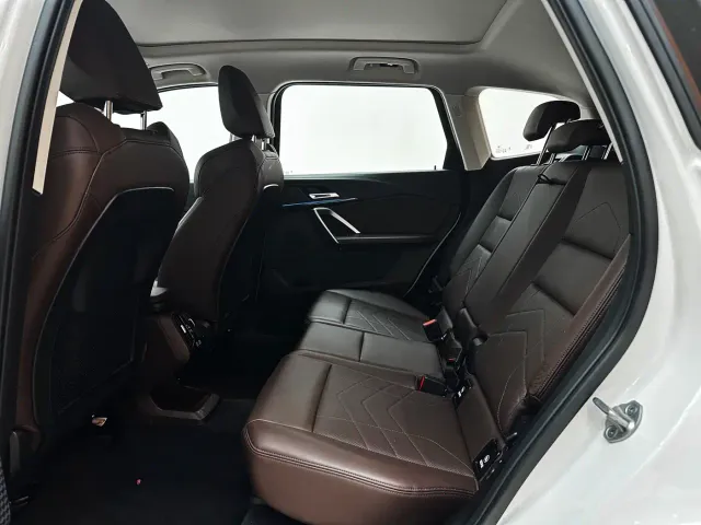 BMW X1 — Фото автомобиля 13