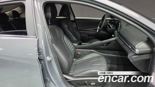 Hyundai AVANTE Новый Avante (CN7) — Фото автомобиля 26