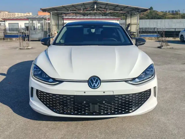 Volkswagen Lamando — Фото автомобиля 3