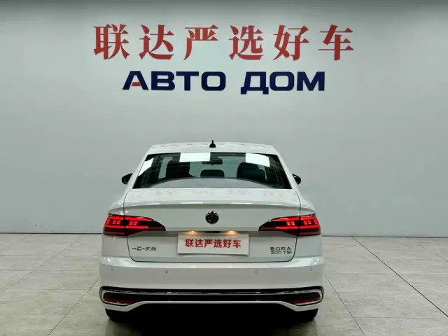 Volkswagen Bora — Фото автомобиля 6