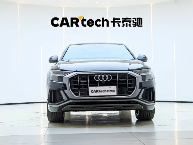 Audi Q8 — Фото автомобиля 6