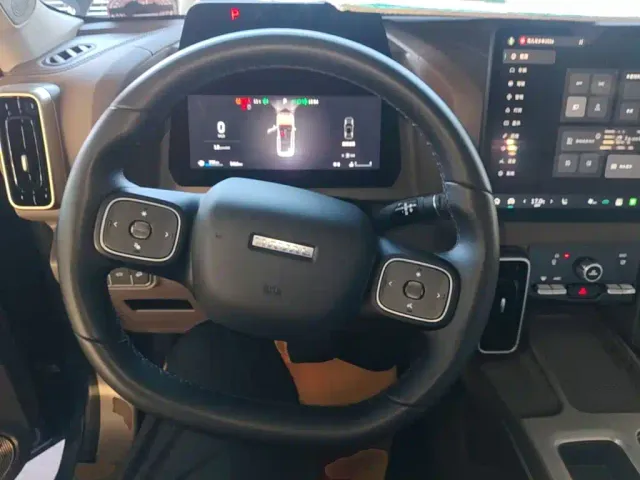 Haval Big Dog — Фото автомобиля 10