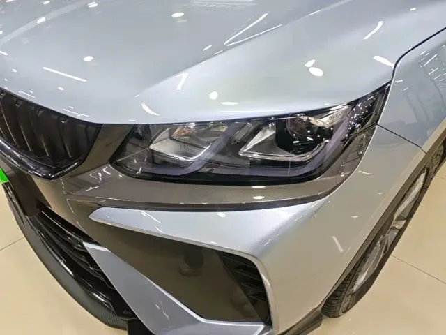 Geely Binyue — Фото автомобиля 23