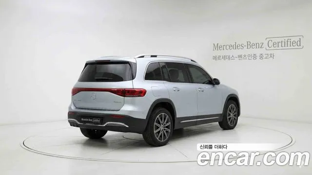 Mercedes-Benz EQB — Фото автомобиля 2