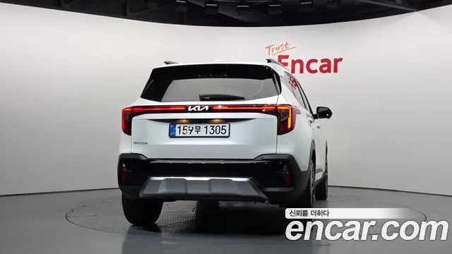 Kia Seltos Новый Seltos Бензин 2.0 2WD — Фото автомобиля 4
