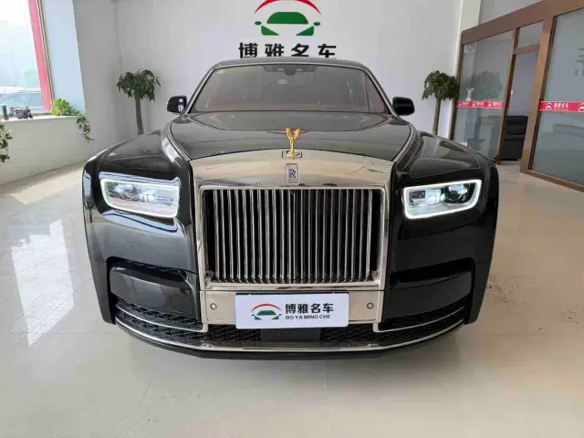 Фотография автомобиля — Rolls-Royce Phantom