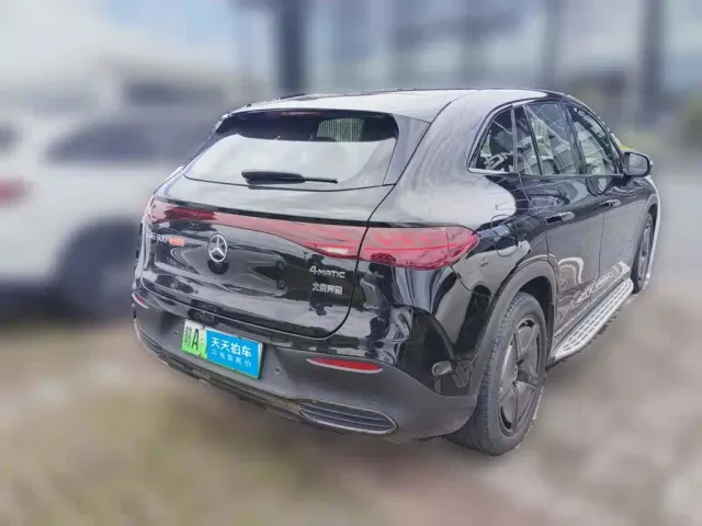 Mercedes-Benz EQE SUV — Фото автомобиля 2