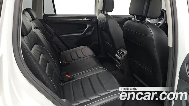 Volkswagen Tiguan Tiguan 2 поколение 2.0 TDI Prestige — Фото автомобиля 30