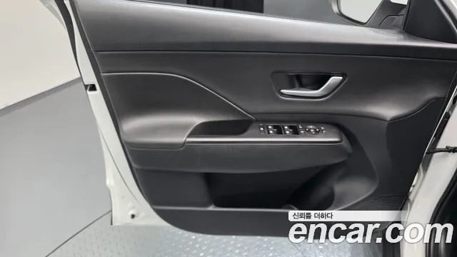 Hyundai Kona — Фото автомобиля 13